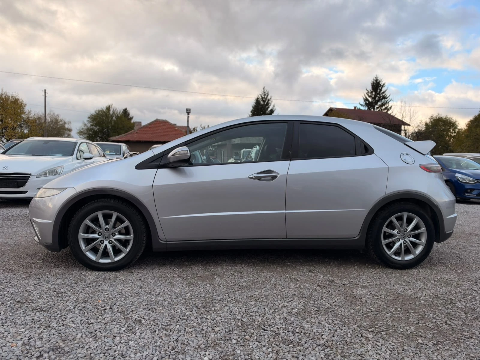 Honda Civic 1.4I, снимка 7 - Автомобили и джипове - 56706063