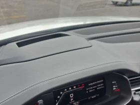Audi SQ8 * 4.0 TFSI quattro * CARFAX * ОПЦИЯ ЗА ФИНАНСИРАНЕ, снимка 10