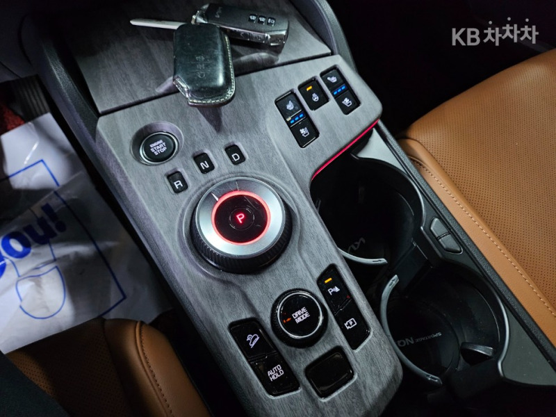 Kia Sportage Hybrid 1.6 Turbo, снимка 15 - Автомобили и джипове - 44746866