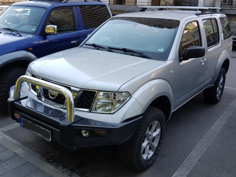 Nissan Pathfinder R51 2.5 dCi с 4x4 оборудване, снимка 2 - Автомобили и джипове - 48014346