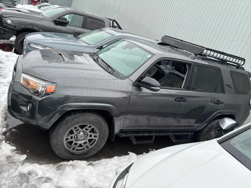 Toyota 4runner * 4WD * CARFAX * БЕЗ ПЪРВОНАЧАЛНА ВНОСКА, снимка 2 - Автомобили и джипове - 53113367