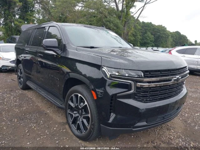 Chevrolet Suburban 4WD RST, снимка 3 - Автомобили и джипове - 53570447