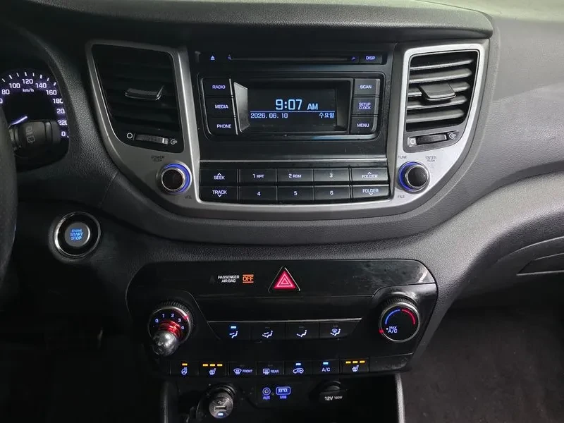 Hyundai Tucson  1.7 2WD SMART, снимка 13 - Автомобили и джипове - 54955806