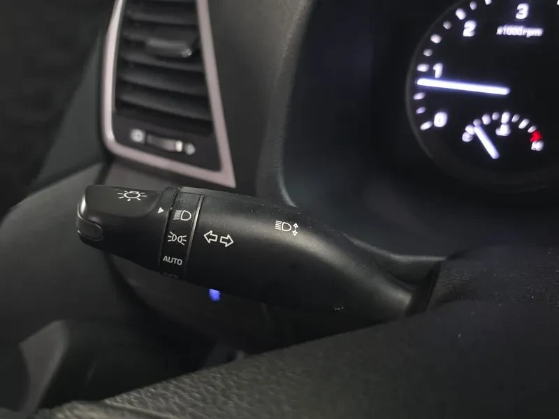 Hyundai Tucson  1.7 2WD SMART, снимка 16 - Автомобили и джипове - 54955806