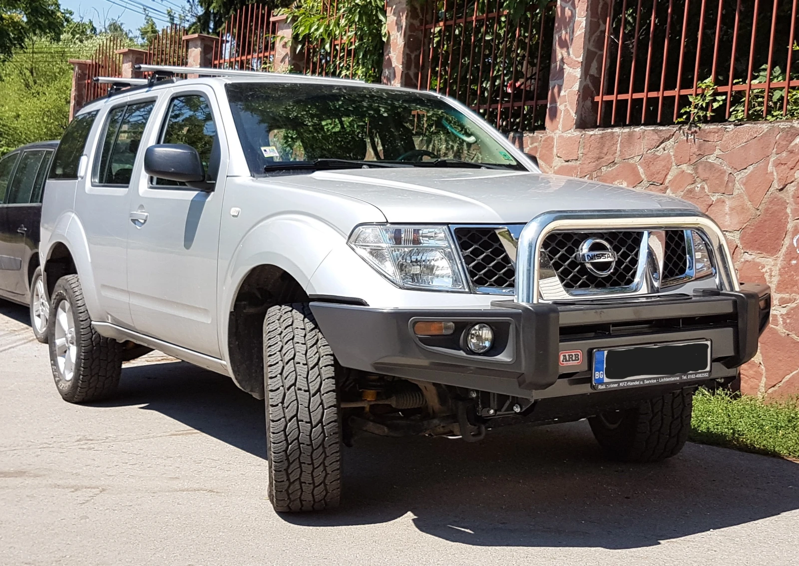 Nissan Pathfinder R51 2.5 dCi с 4x4 оборудване - изображение 3