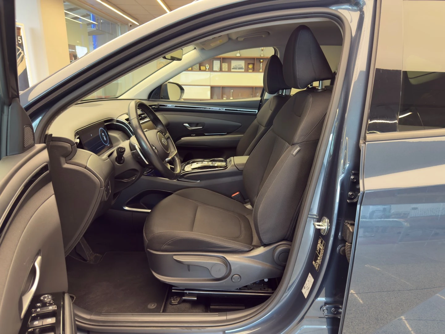 Hyundai Tucson EXCLUSIVE AWD - изображение 9