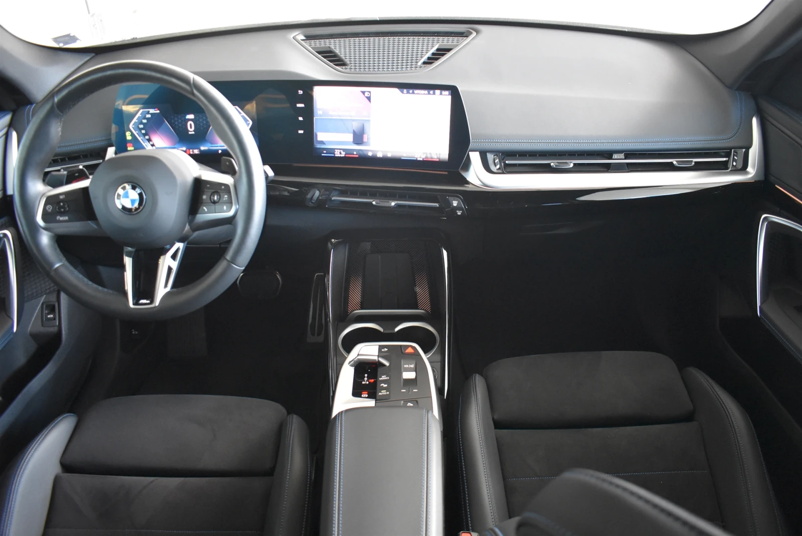 BMW X1 xDrive23i - изображение 7