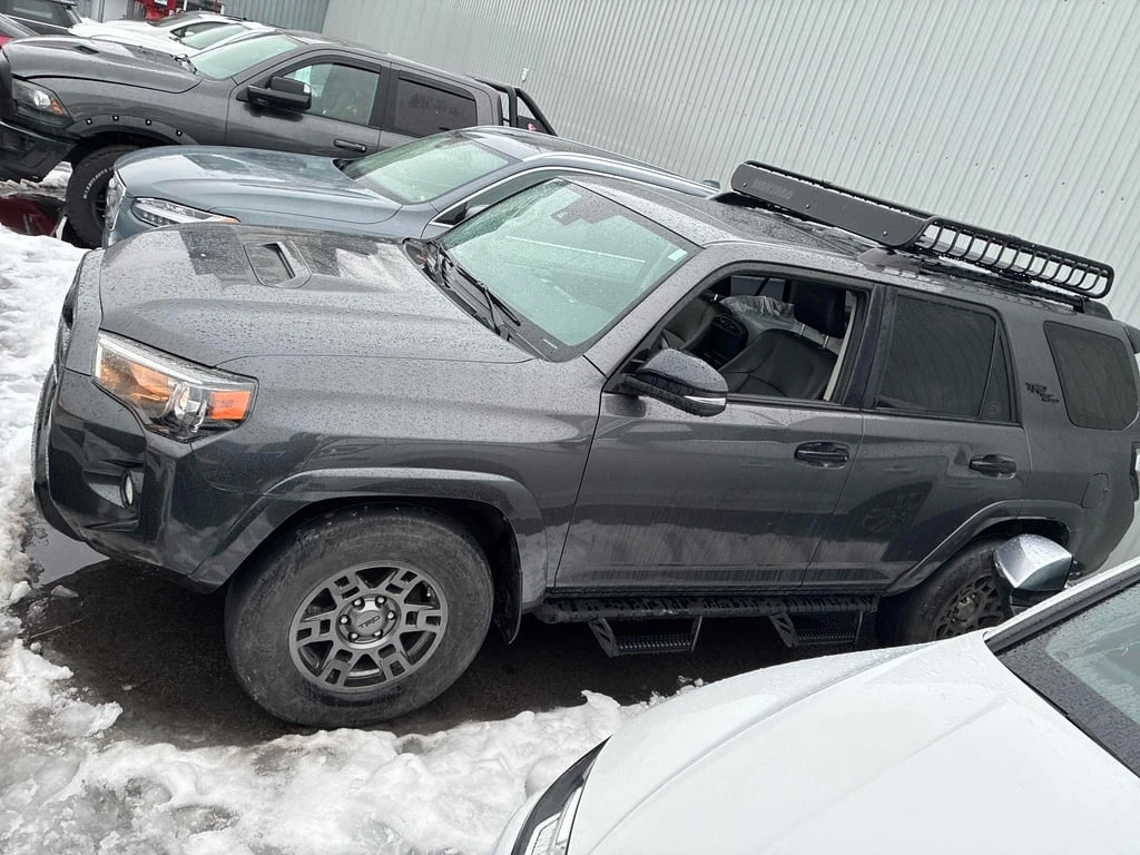Toyota 4runner * 4WD * CARFAX * БЕЗ ПЪРВОНАЧАЛНА ВНОСКА - изображение 2