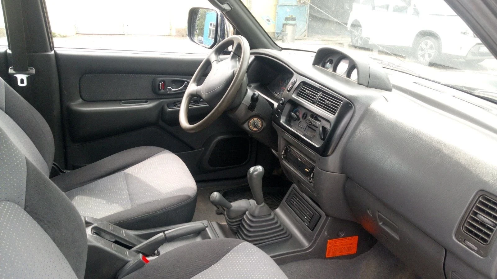 Mitsubishi L200, снимка 2 - Автомобили и джипове - 53830970