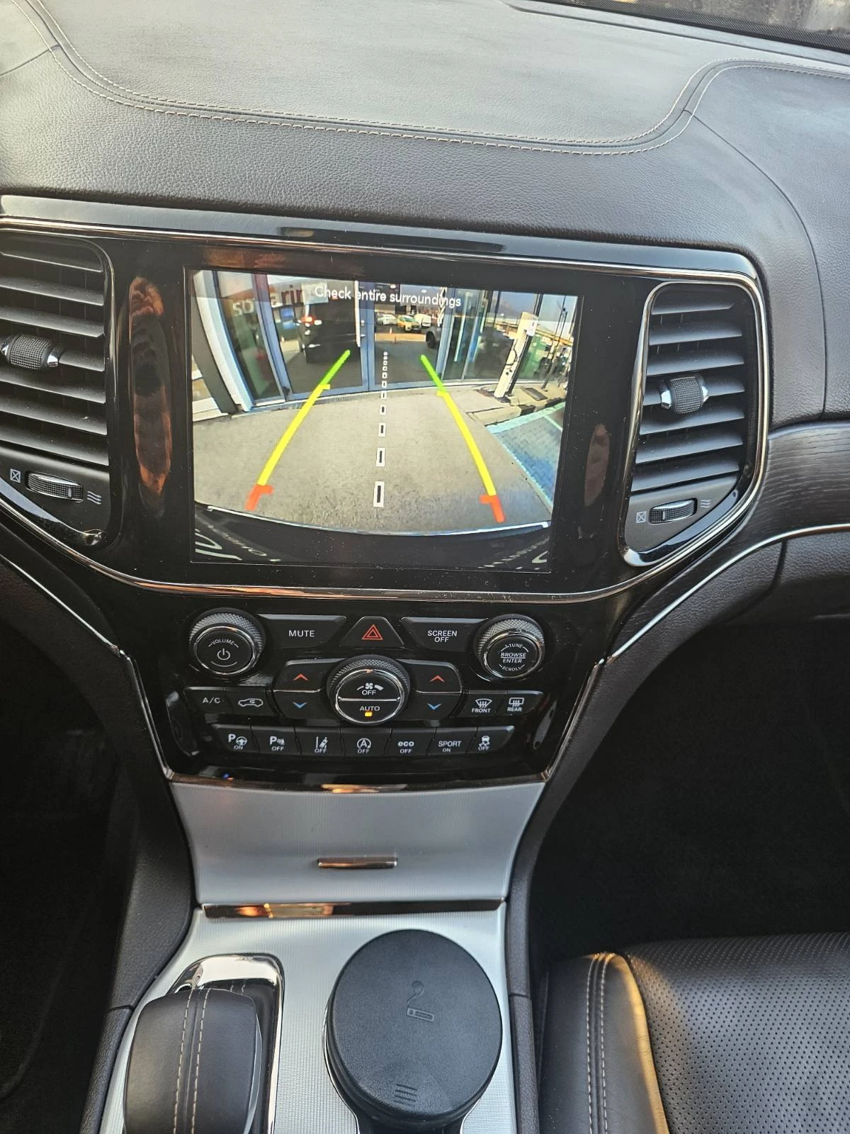 Jeep Grand cherokee 3.0 , снимка 12 - Автомобили и джипове - 53849271