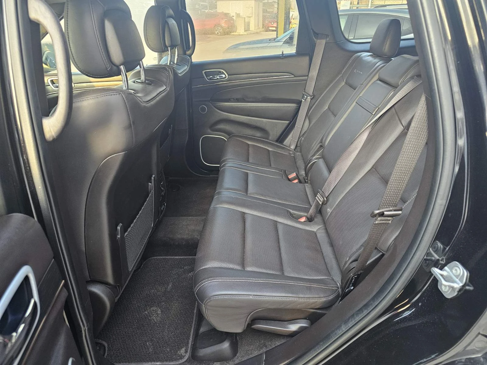 Jeep Grand cherokee 3.0 , снимка 16 - Автомобили и джипове - 53849271