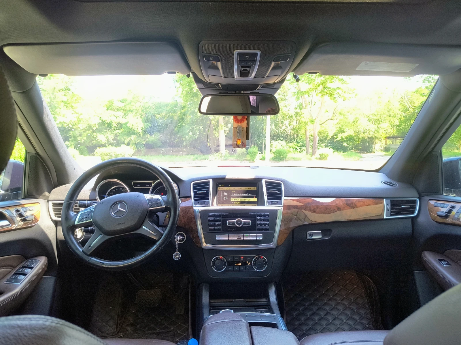 Mercedes-Benz ML 350, снимка 15 - Автомобили и джипове - 54798912