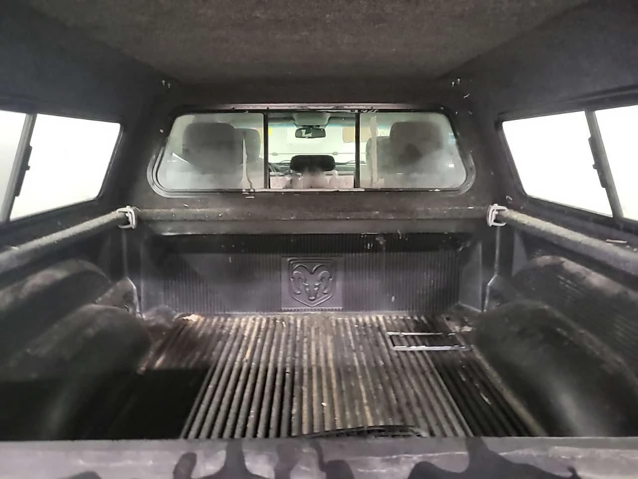 Dodge RAM 1500 ST| ЗАДНА КАМЕРА| 2 КЛЮЧА| , снимка 15 - Автомобили и джипове - 54838809
