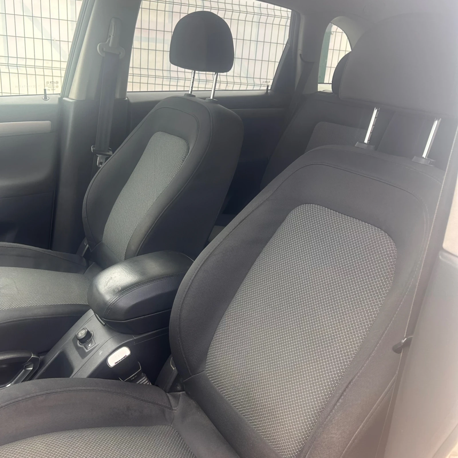 Opel Antara, снимка 12 - Автомобили и джипове - 55139268
