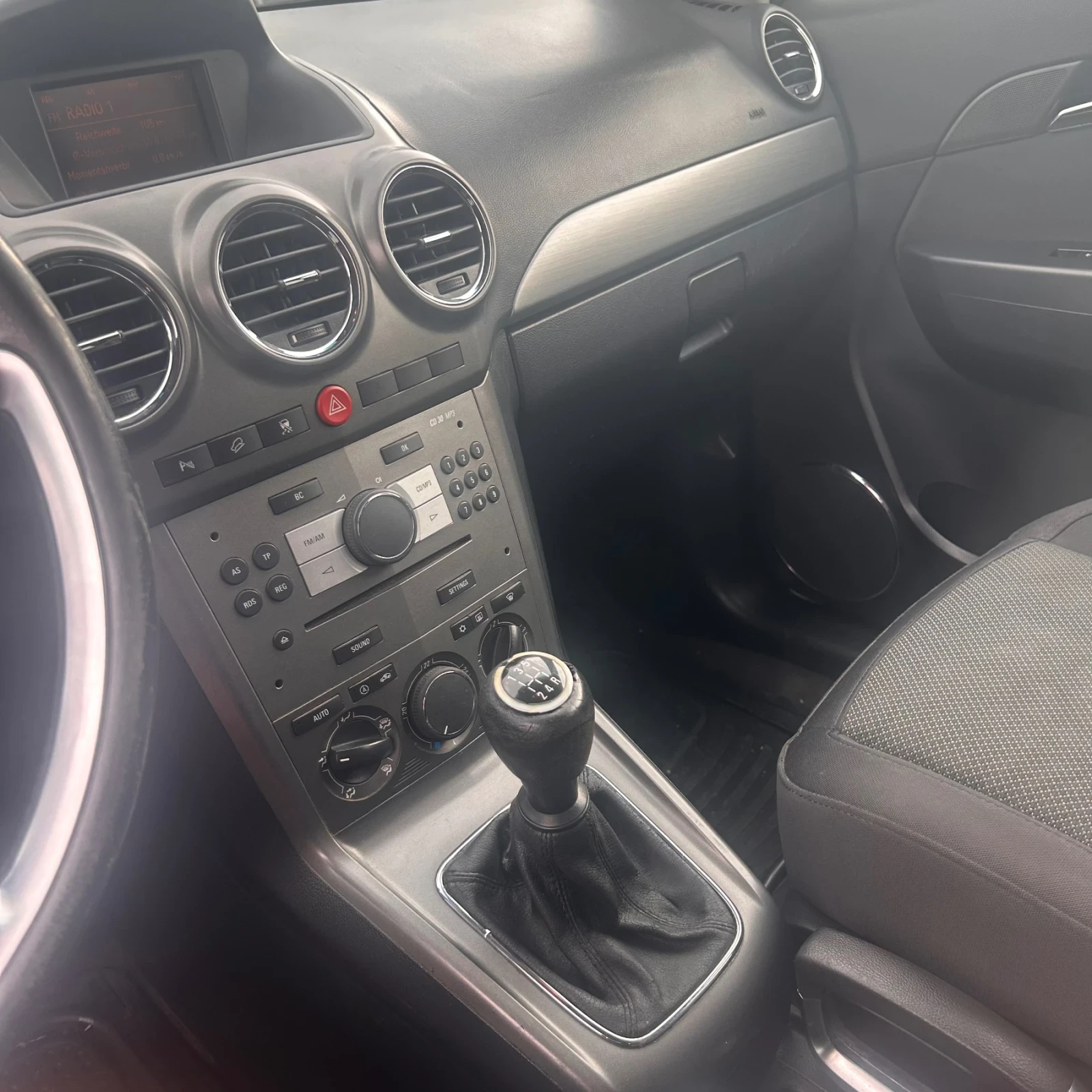 Opel Antara, снимка 11 - Автомобили и джипове - 55139268