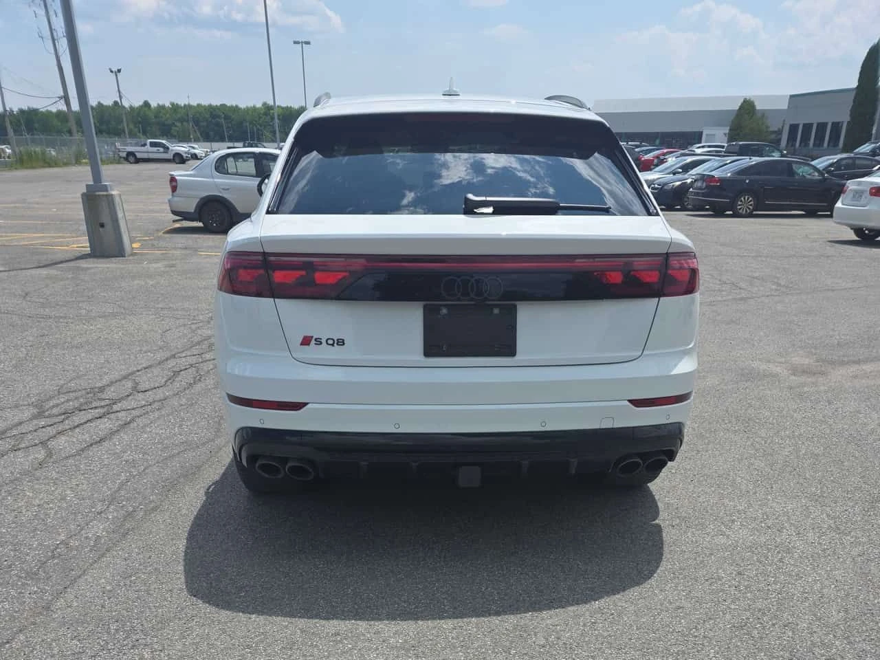 Audi SQ8 * 4.0 TFSI quattro * CARFAX * ОПЦИЯ ЗА ФИНАНСИРАНЕ, снимка 4 - Автомобили и джипове - 55303433