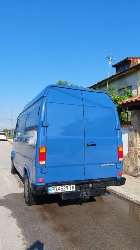 Mercedes-Benz 310, снимка 4