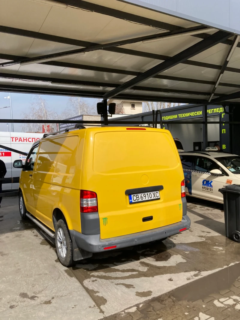 VW T5, снимка 11 - Бусове и автобуси - 49600719