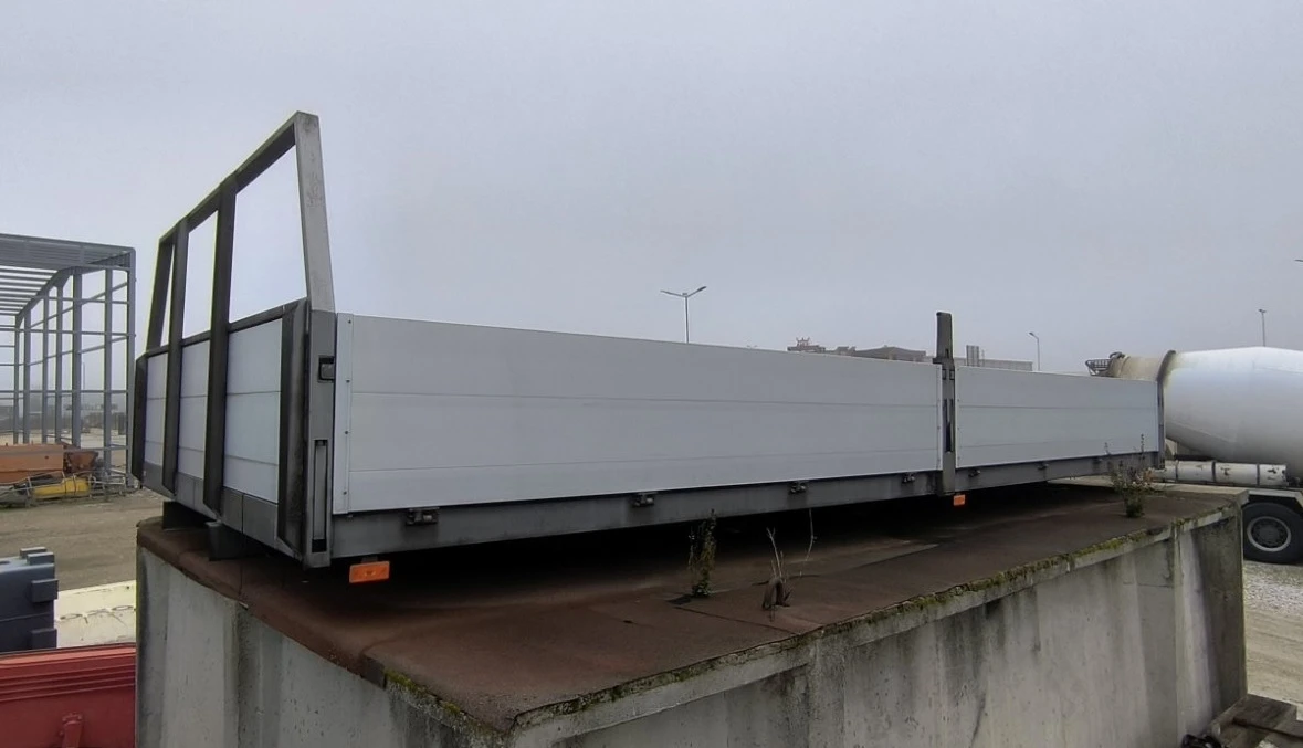 Iveco 100 БОРДОВА КАРОСЕРИЯ, снимка 1