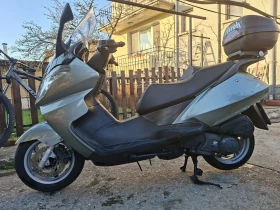Aprilia Atlantic 250ie Мотора е като нов във всяко едно отношение, снимка 11