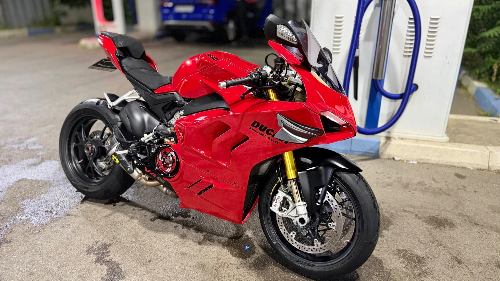Ducati Panigale V4S