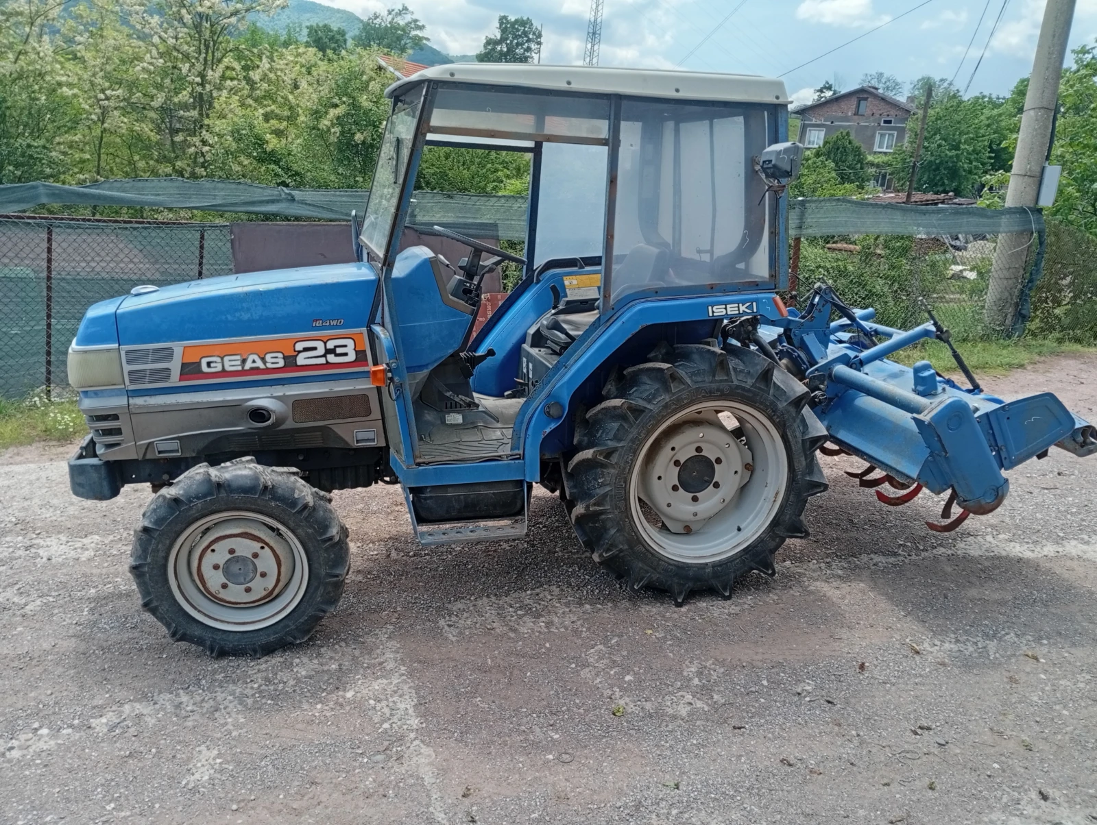 ������� ISEKI 23 4�4. | Mobile.bg � ����������� 2