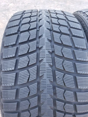 Гуми Зимни 285/35R20, снимка 1