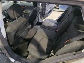 Mercedes-Benz E 220 CDI на пружини, снимка 13