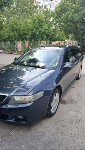 Honda Accord 2.4 i-VTEC Executive, снимка 1