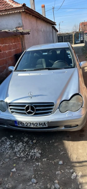 Mercedes-Benz C 180, снимка 1