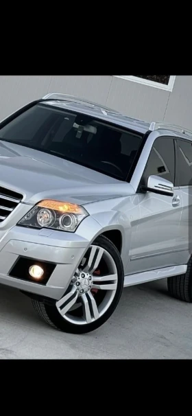     Mercedes-Benz 320
