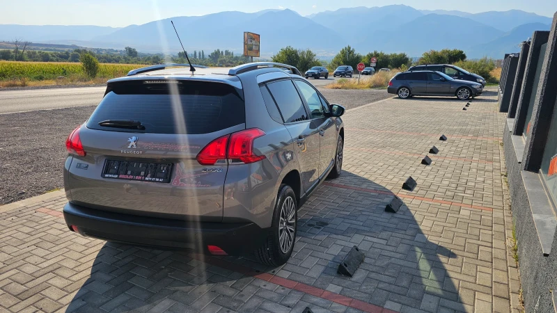 Peugeot 2008 1.2i---NAVI--LED--114.000km, снимка 5 - Автомобили и джипове - 46354637