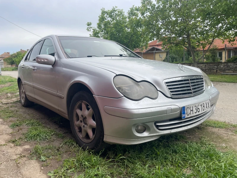 Mercedes-Benz C 220, снимка 9 - Автомобили и джипове - 47432864