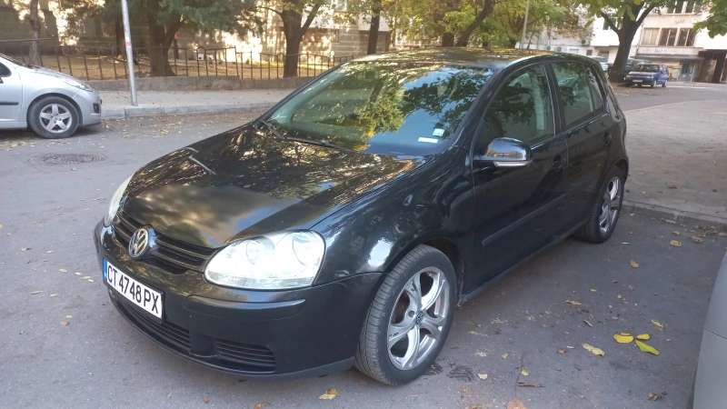 VW Golf 5, снимка 3 - Автомобили и джипове - 47595464