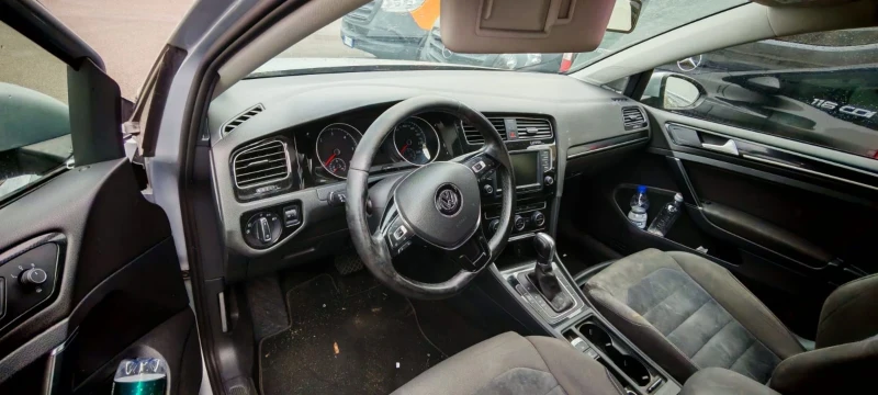 VW Golf 1.6d 110k.s. euro6, снимка 13 - Автомобили и джипове - 48152664