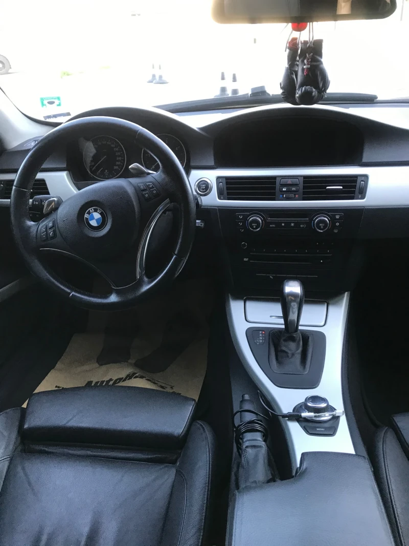 BMW 330, снимка 6 - Автомобили и джипове - 48599371