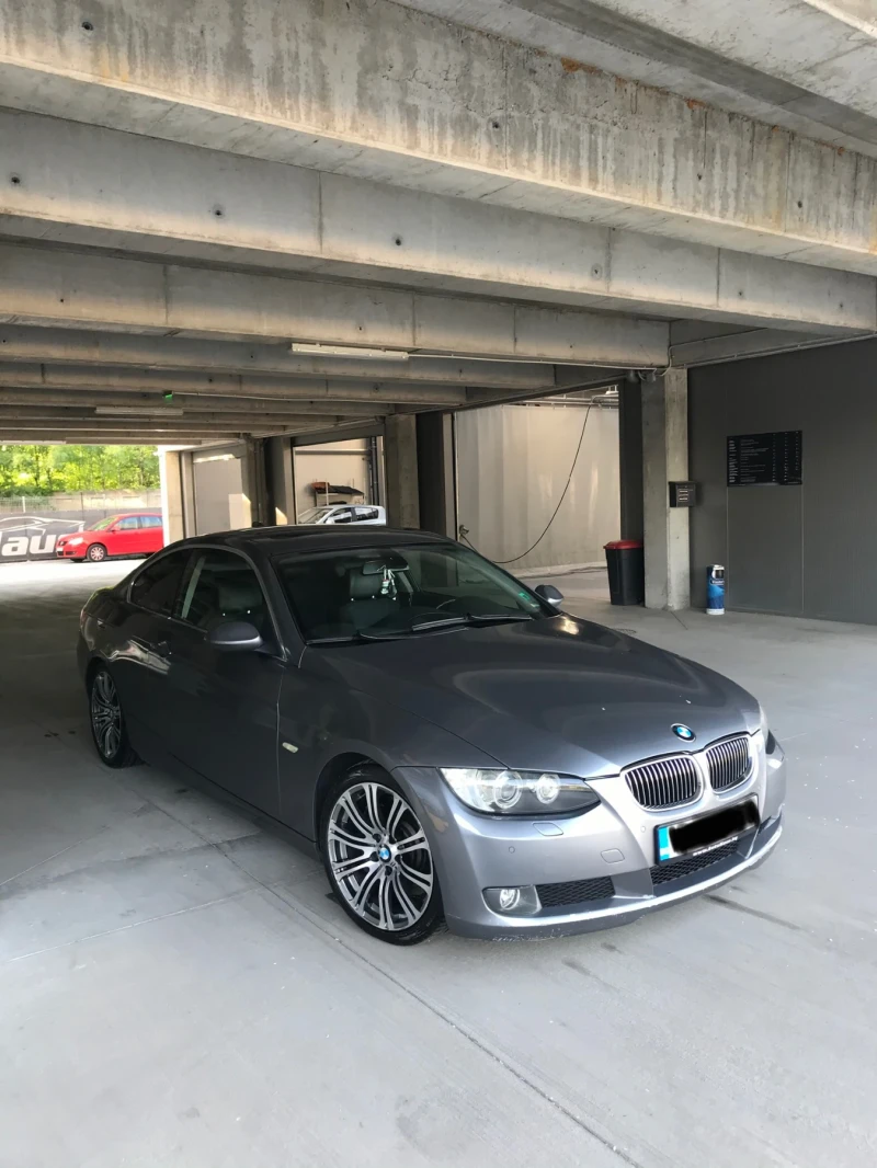 BMW 330, снимка 9 - Автомобили и джипове - 48599371