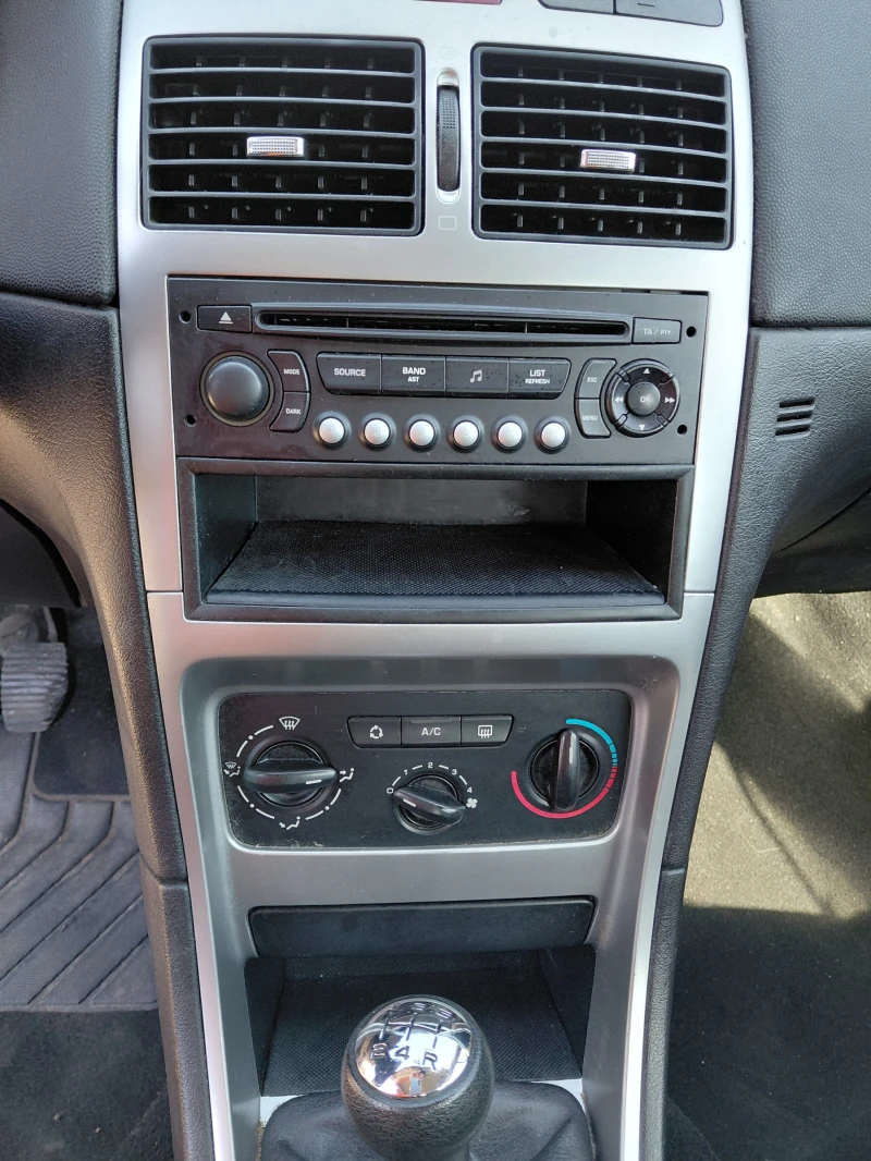 Peugeot 307 HDI, снимка 10 - Автомобили и джипове - 51406997