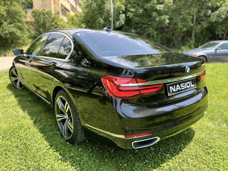 BMW 730 X-DRIVE, снимка 16 - Автомобили и джипове - 51980076
