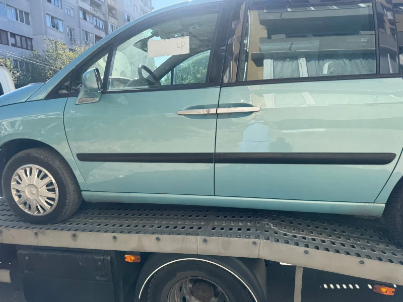 Citroen C8 2.0 бензин , снимка 3 - Автомобили и джипове - 52563617