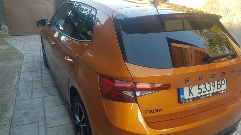 Skoda Fabia Монте карло, снимка 2 - Автомобили и джипове - 52024211