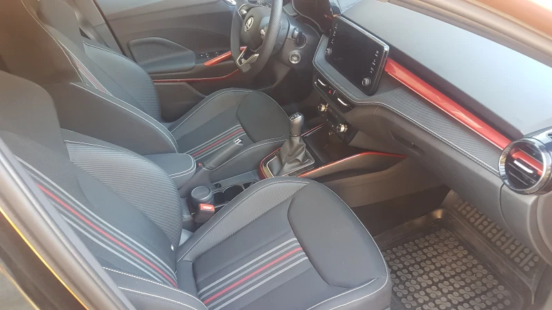 Skoda Fabia Монте карло, снимка 7 - Автомобили и джипове - 52024211