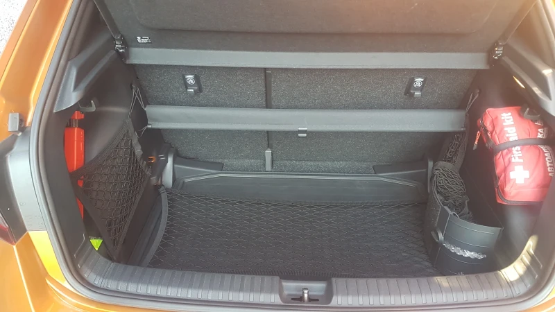 Skoda Fabia Монте карло, снимка 12 - Автомобили и джипове - 52024211