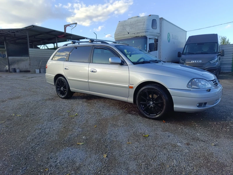 Toyota Avensis, снимка 1 - Автомобили и джипове - 52180504