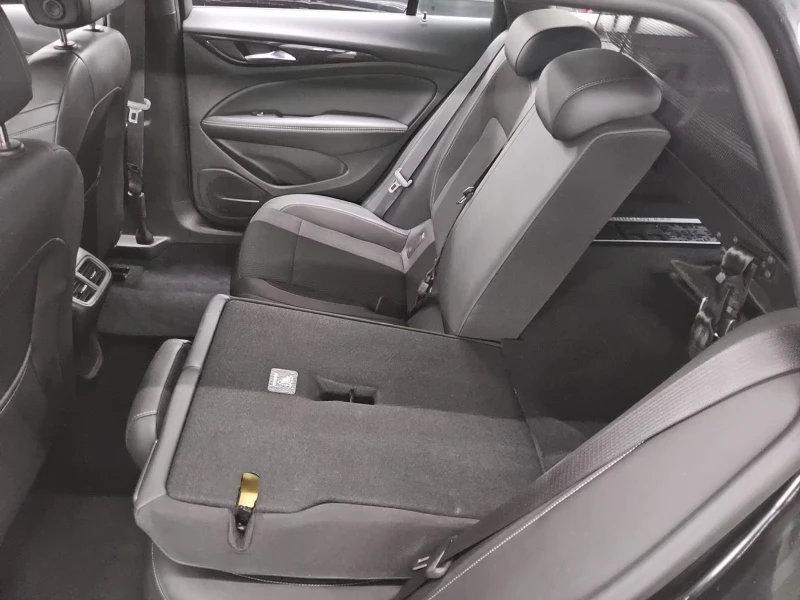 Opel Insignia 1.5/ST-LINE/122HP/ELEGANCE/LED/L.ASS/CRUISEC./911f, снимка 11 - Автомобили и джипове - 52303732