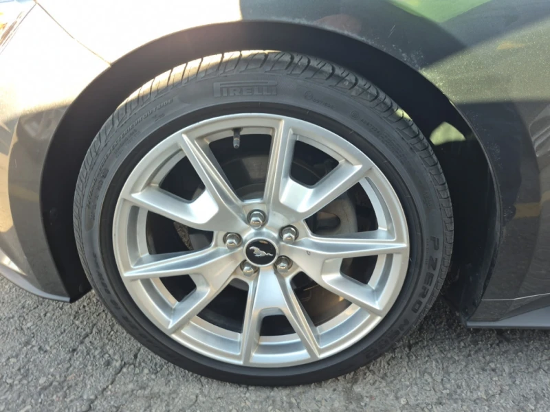 Ford Mustang * АВТО КРЕДИТ* ЦЕНА ДО БГ * СЕРВИЗНА ИСТОРИЯ * , снимка 10 - Автомобили и джипове - 52594486