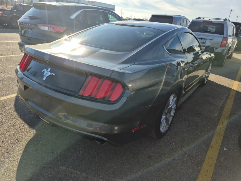 Ford Mustang * АВТО КРЕДИТ* ЦЕНА ДО БГ * СЕРВИЗНА ИСТОРИЯ * , снимка 4 - Автомобили и джипове - 52594486