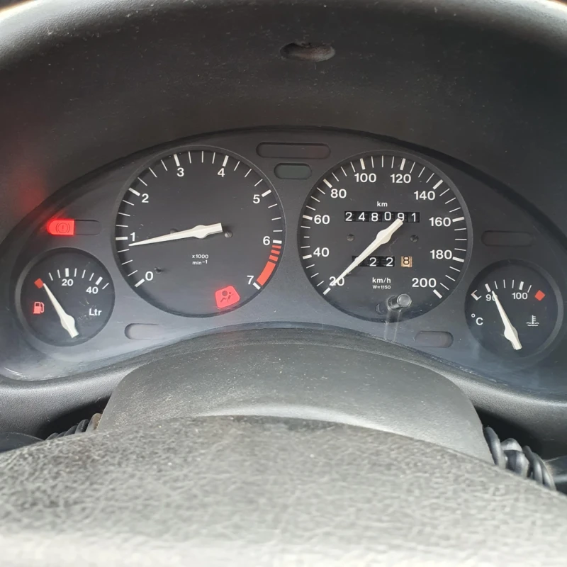 Opel Corsa, снимка 8 - Автомобили и джипове - 52792300