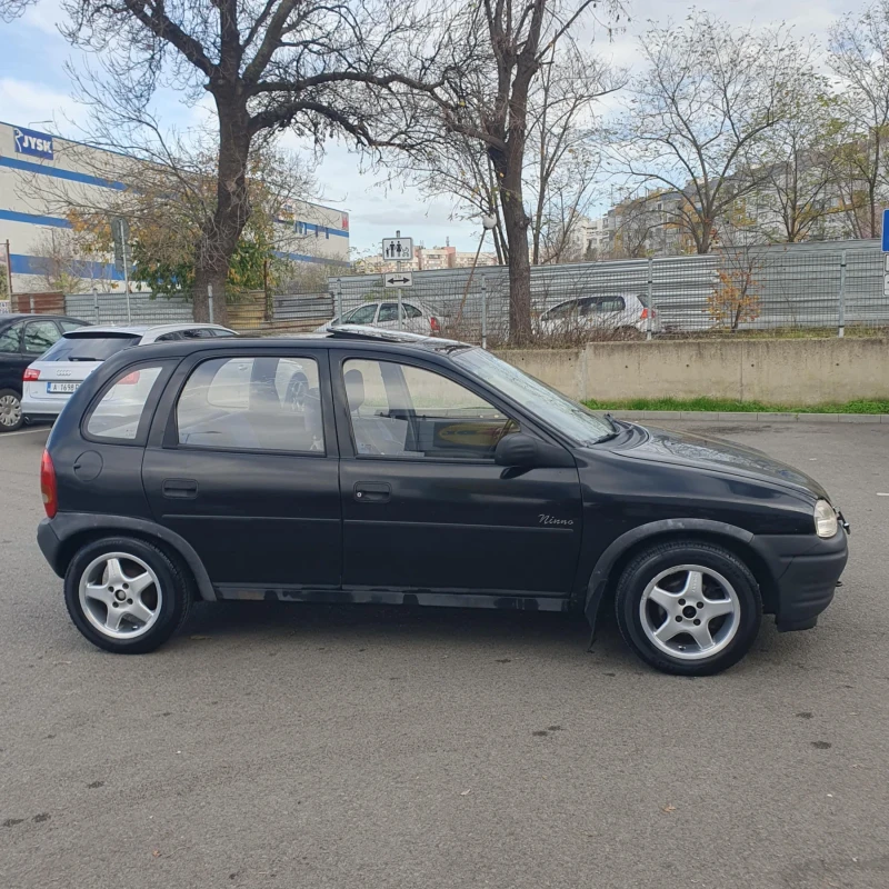 Opel Corsa, снимка 4 - Автомобили и джипове - 52792300