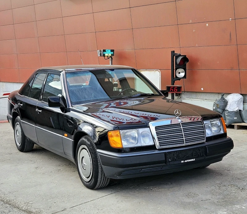 Mercedes-Benz E 230